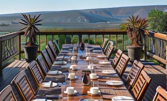 Woodbury Lodge – Amakhala Game Reserve