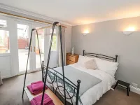 Mayfield Sands Hotels in Carnaby