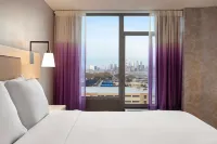 Holiday Inn Philadelphia Arpt-Stadium Area Hotels near Mummers Museum