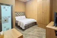 RedDoorz Plus Syariah @ Tiban Centre Batam Hotel dekat Marina Beach
