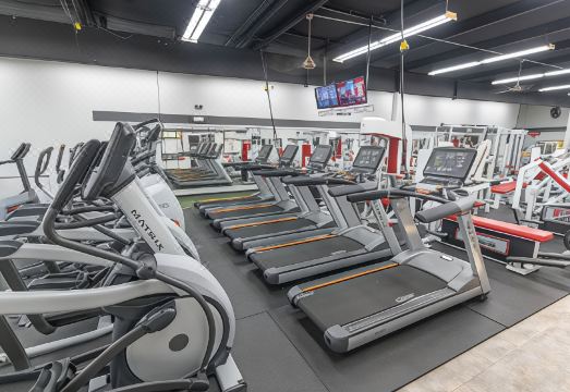 5. 홀리데이 인 익..