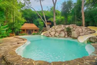 Private Villa - Arimbi Resort Hotel di Moyudan
