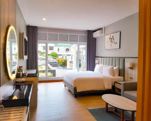 Agra Hotel & Grand Ballroom Hotels in Cipanas