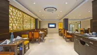 Aatmayog Luxury Manor by Blueko Hotels Hotels in Shallin