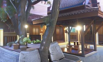 Luang Chumni Village