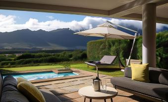 Mont Rochelle Hotel and Vineyard