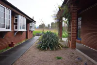 The Watling Inn Hotels near Whitemoors