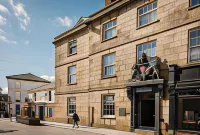 Mannings Hotel Hotels near Truro and Penwith College
