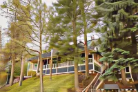 The Outlook Lodge Отели в г. Каскейд-Чипита Парк