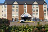 Days Inn & Suites by Wyndham Summerside Hotels in 