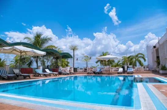 Hotel Slipway Hotels near Msasani