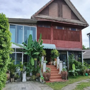 64 Sweet Home Dusit Bkk デュシ周辺のホテル