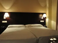 Apartamentos Luxsevilla Palacio Các khách sạn gần Trung tâm hội nghị FIBES