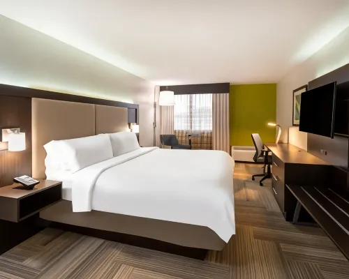 Holiday Inn Express PHILADELPHIA NE - BENSALEM by IHG バックスのホテル