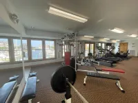 Stylish Waterfront/Marina Condo