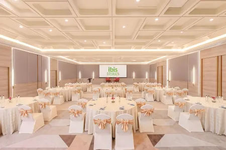 ibis Styles Mysuru Отели в г. Майсур