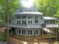 Lakefront 5 bedroom pet-friendly home on Lake Anna w/ game room, hot tub & beach - 3-Star