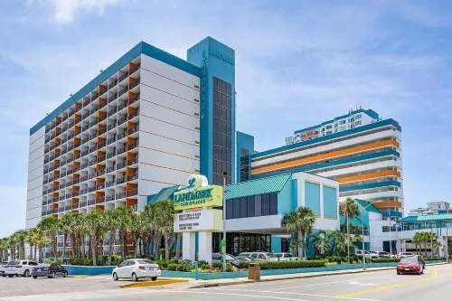 Ocean Front King Suite at Landmark Myrtle Beach - Heated Pools