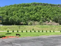 Scottish Inns Milford Hotel a Westfall Township