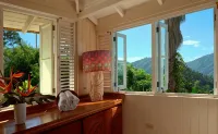 Strawberry Hill - spa