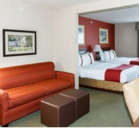 The Elms Hotel