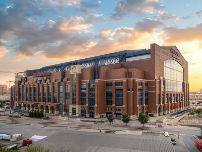 Staybridge Suites INDIANAPOLIS DOWNTOWN-CONV CTR by IHG Hotel a 