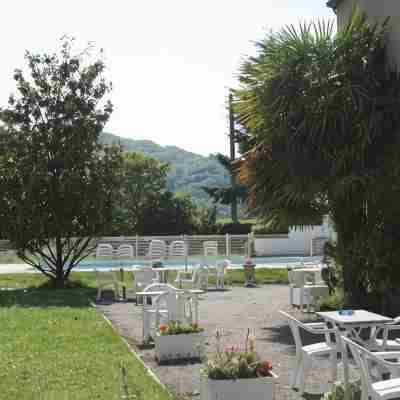 Hôtel Pyrène Foix - Au coeur de l'Ariège Hotel Exterior