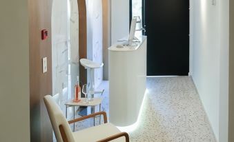 Uphill Unique Boutique Suites