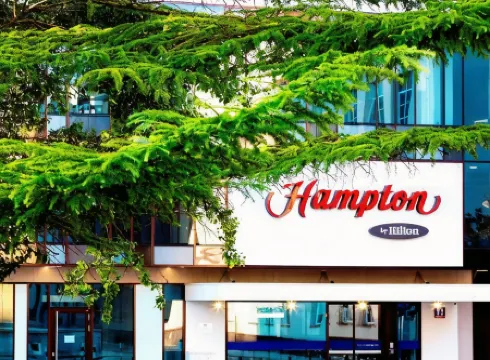 Hampton by Hilton Warsaw City Centre Отели рядом с достопримечательностью «Дворец культуры и науки»