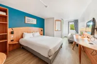 Comfort Hotel Evreux فنادق في إفرو