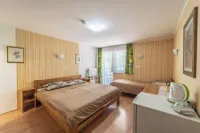 Panorama B&B Hotels in Jirsovci
