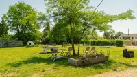 Village Toue du Domaine des Demoiselles Hotel a Paray-le-Monial