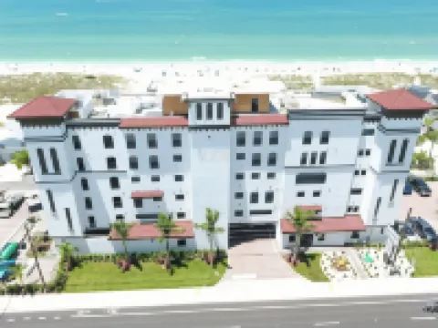 Barefoot Beach Club Hotels in Madeira Beach