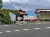 Hotel Makatembo Tomohon Mitra RedDoorz Hotels in Mandolang