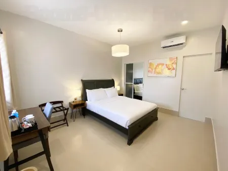 Harman Suites Moalboal