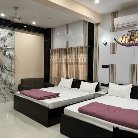 Hotel Krishna Paradise