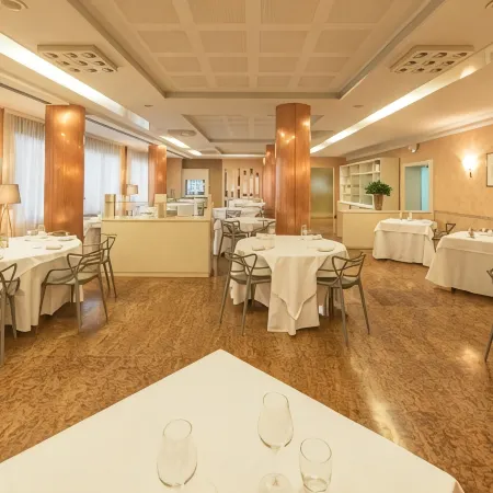 Ristorante Hotel Lucia - 100 mt Dal Mare