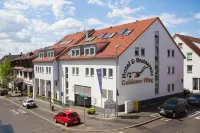 Hotel & Restaurant Goldener Pflug Hotels near Ludwigsburg Protestant University of Applied Science