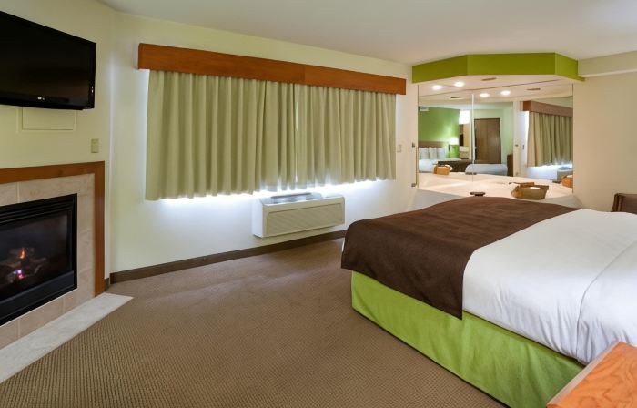 AmericInn by Wyndham Thief River Falls