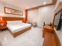 Hotel Superia Grand