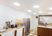 Downtown Antique Hotel - Завтрак
