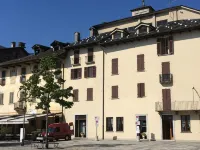 Hotel Il Portico by Lvg Hotel Collection فنادق في Cannobio