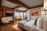 Justa Hollow Oak, Mussoorie - balcony