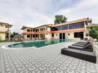 Hotel Wildlife Camp Hotels in Sauraha