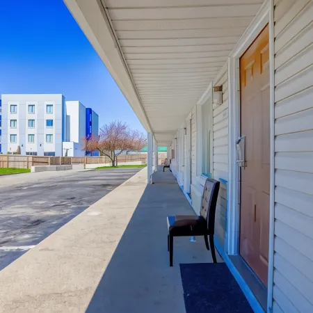 Cozy Garden Inn by OYO Hwy 40 Richmond
