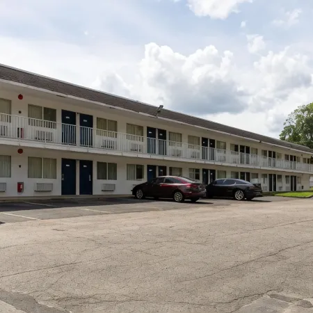 Motel 6 Lufkin, TX