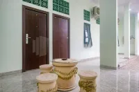 Trubus Guesthouse Syariah Magelang Mitra RedDoorz Hôtels à : Mertoyudan