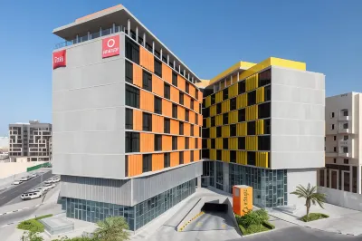 Adagio Doha Hotels in Al Muntazah