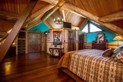 Rustic Mountain Retreat on a Peak Hotels near Legends Stadium
