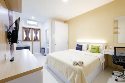 Urbanview Hotel Syariah the Ragunan Residence Hotels near Ragunan Zoo